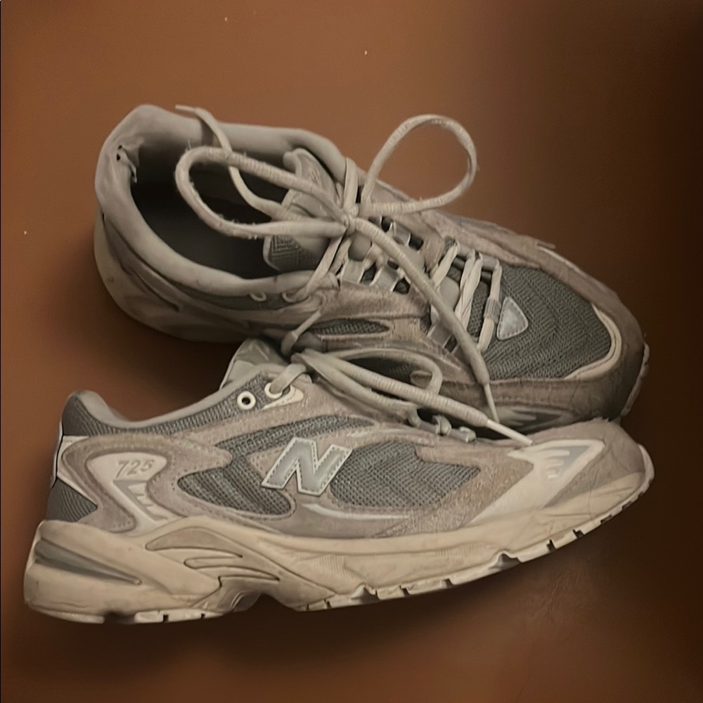 New Balance Gray Sneakers size 10